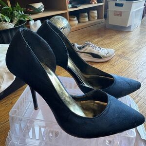 SUZY SHIER Black Women's Heels